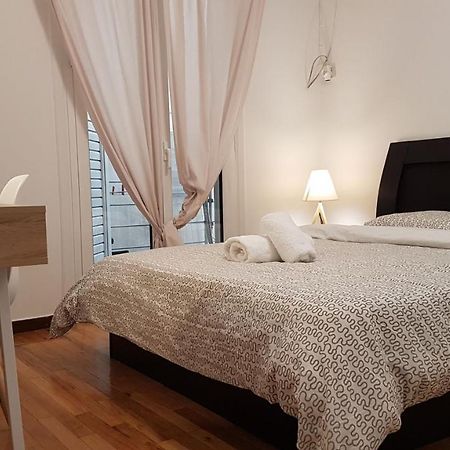 Teal Apartment - Athens Center, 4 Bd, 2 Bath Экстерьер фото