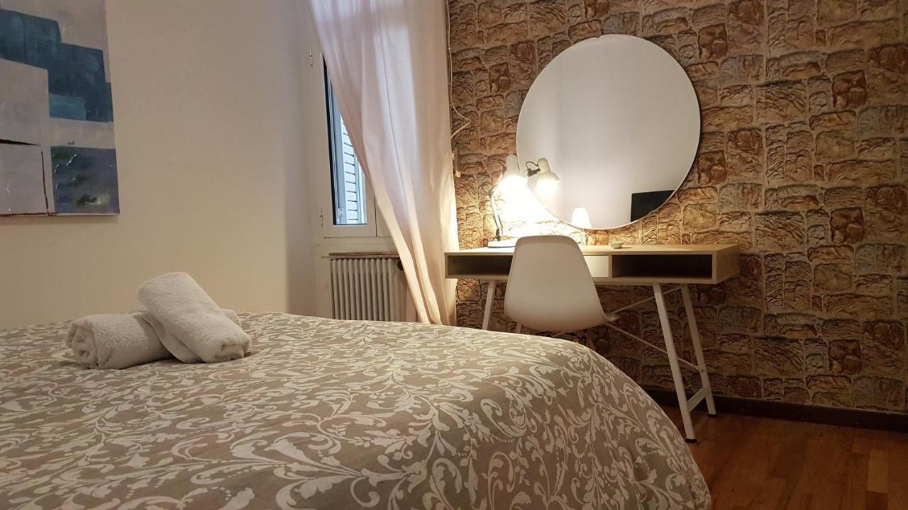 Teal Apartment - Athens Center, 4 Bd, 2 Bath Экстерьер фото