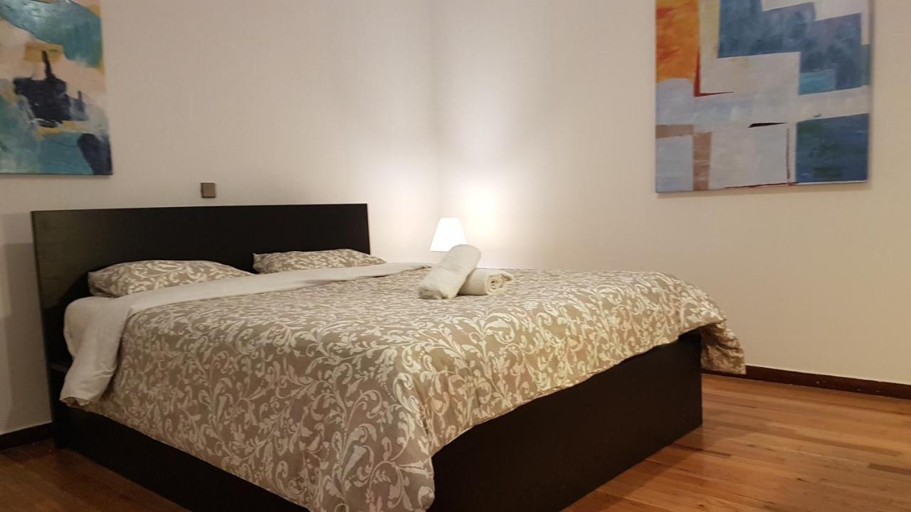 Teal Apartment - Athens Center, 4 Bd, 2 Bath Экстерьер фото