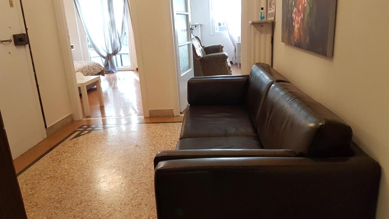 Teal Apartment - Athens Center, 4 Bd, 2 Bath Экстерьер фото