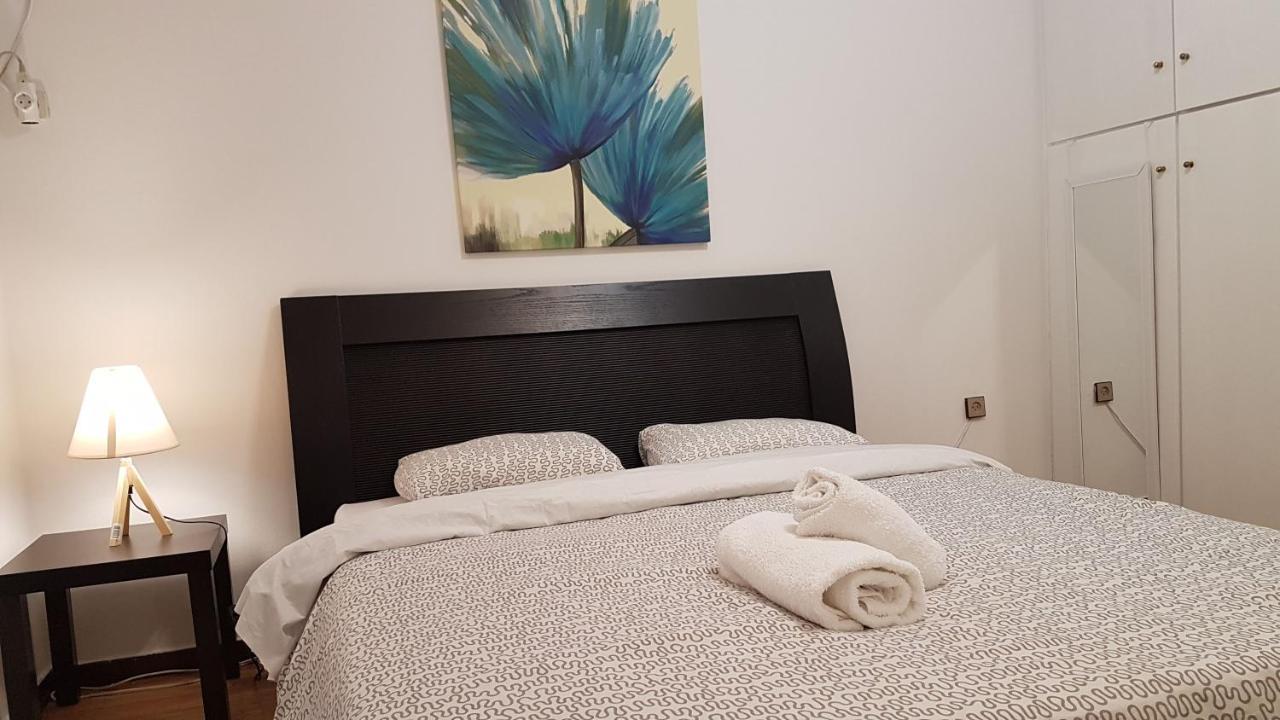 Teal Apartment - Athens Center, 4 Bd, 2 Bath Экстерьер фото